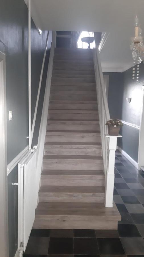 Hoeve Terwinghe Gingelom Bagian luar foto